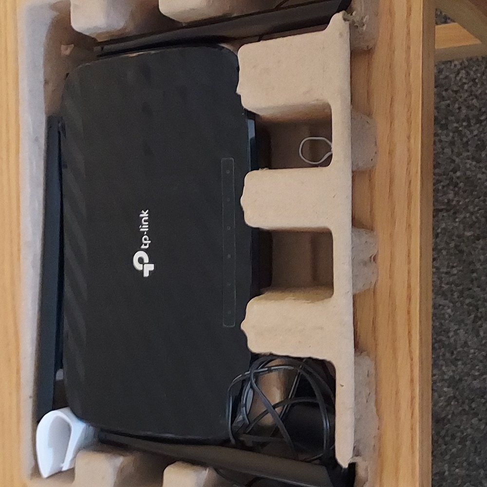 tp-link. AC1200. WIFI Router - Picture 2 of 4